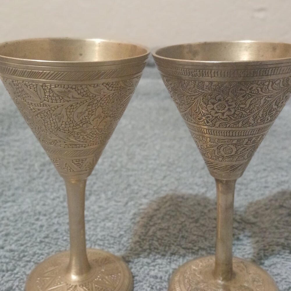 *ANTIQUE BRASS GOBLETS SET OF 2